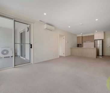 Lakeside Luxury - Photo 3