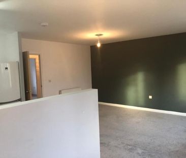 2 Bed Flat, Chestnut Lane, LS14 - Photo 2