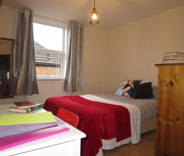 5 bedroom house to rent - Photo 4