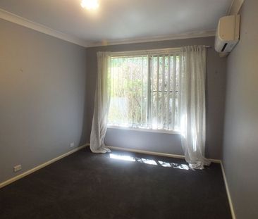 FAMILY HOME - Photo 5