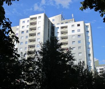 Helle 3 Zimmer-Wohnung mit viel Komfort in Haan-Ost! Nur mit WBS an... - Photo 3