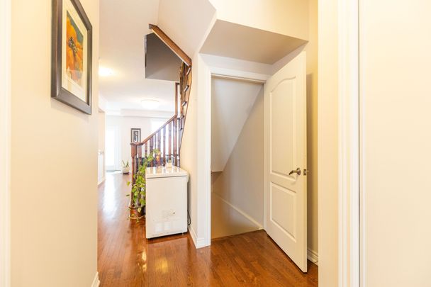 For Lease - 914 Castlemore Avenue, Markham, Ontario - Photo 1