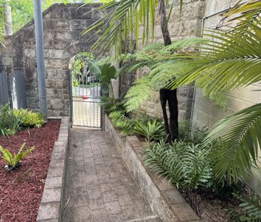 Generous Three Bedroom & Three Outdoor area Townhouse - Photo 5