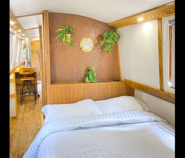 1 Bed House Boat, Lark Row, E2 - Photo 3