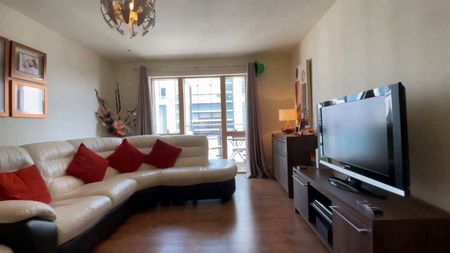 Apartment 43, Grand Canal Square Residences, Lazer Lane, Grand Canal Dk, Dublin 2, D02 XK18 - Photo 3