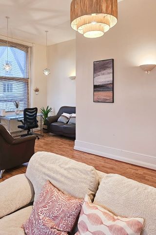 Room in a Shared House, Carlton Road, M16 - Photo 3