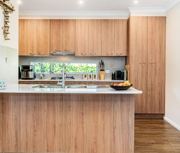 Stunning 3-bedroom + Study Family Home - Photo 4