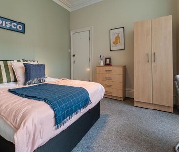 5 bedroom terraced house to rent - Photo 6