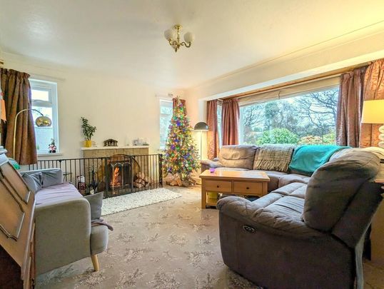 4 bedroom detached house to rent - Photo 1