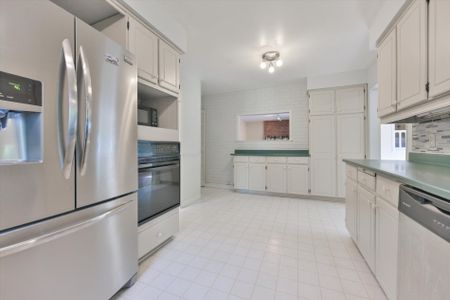 For Lease - 33 Kilchurn Castle Drive, Toronto, Ontario - Photo 3