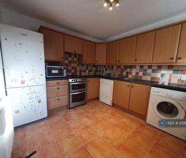 2 bedroom flat to rent - Photo 6