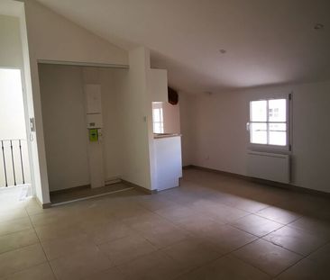Appartement à louer 2 pièces • Villeneuve-lès-Avignon - Photo 1