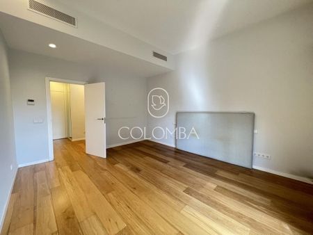 Luxury Apartment for rent in Madrid, Spain - Photo 2