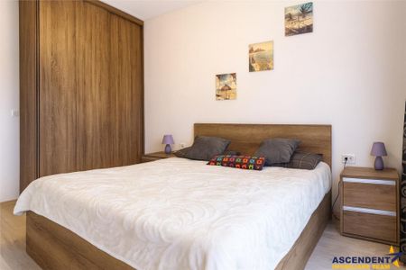 Studio Clasa A, mobilat, parcare privata, boxa, Kasper Cores - Fotografie 3