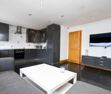 2 bedroom apartment to rent - Photo 6