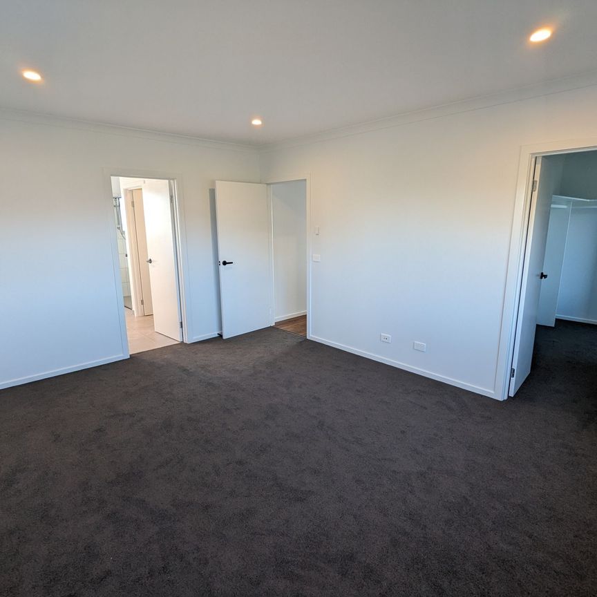 9 Koop Close, Highton - Photo 1