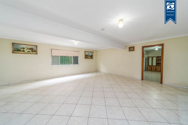 NDIS Suitable - Large Family Home in Prime Liverpool Location - Photo 1