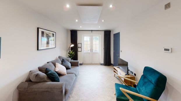 2 Bedroom Flat- Garden- Filton - Photo 1