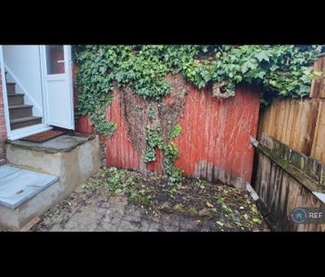 4 bedroom maisonette to rent - Photo 1