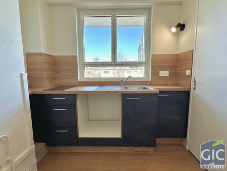 Location Appartement 1 pièce 43m² - Photo 3