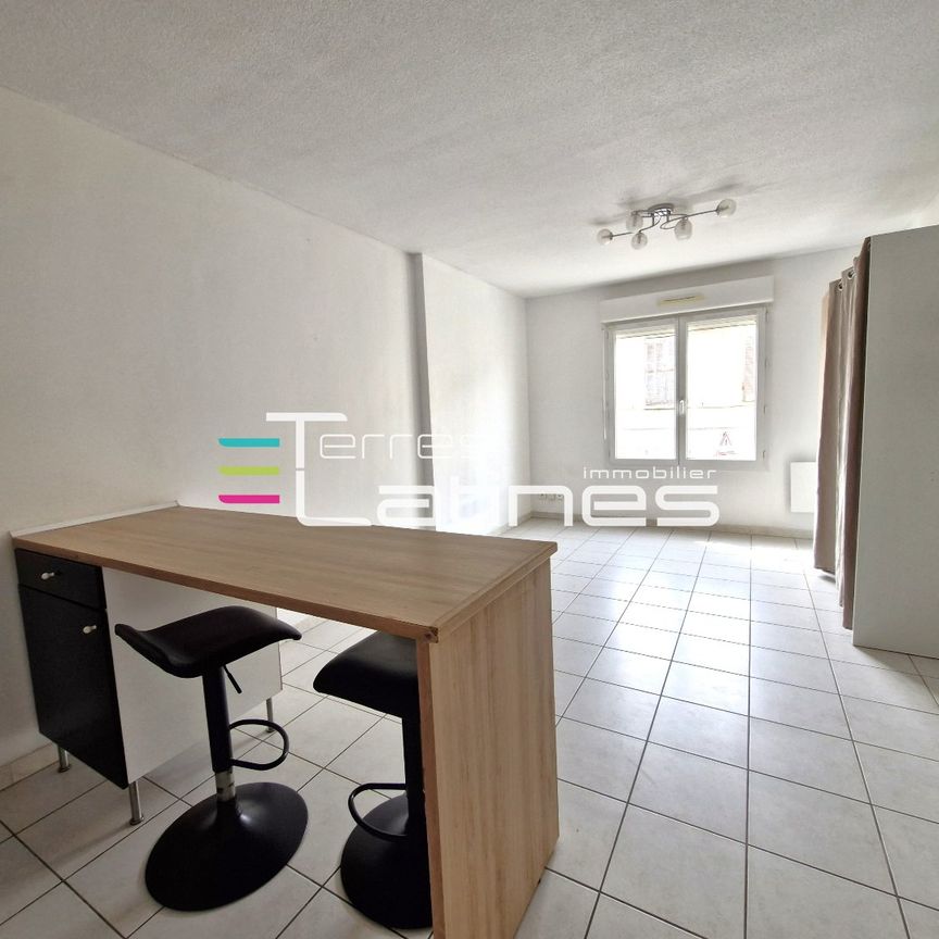 Location Appartement 1 pièce 24m² NIMES 30000 - Photo 1