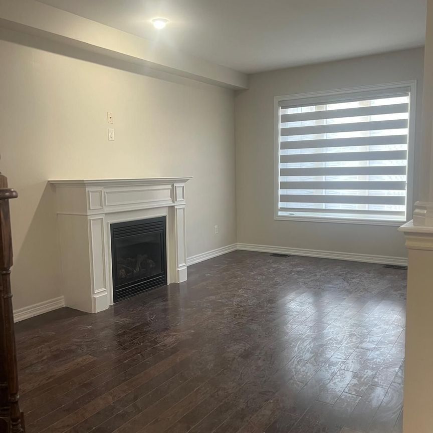 For Lease - 10 Dufay Road Unit# Upper, Brampton, Ontario - Photo 1