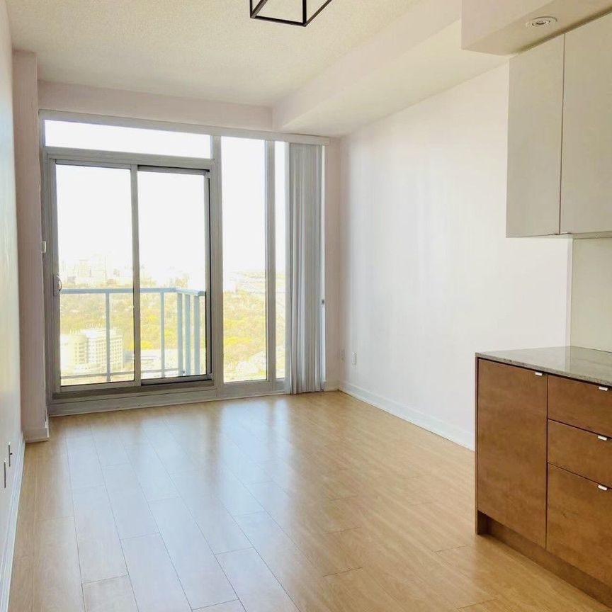 For Lease - 121 Mcmahon Drive Unit# 3606, Toronto, Ontario - Photo 1