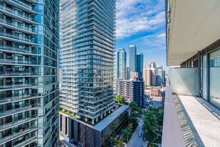For Lease - 42 Charles Street Unit# 1402, Toronto, Ontario - Photo 3