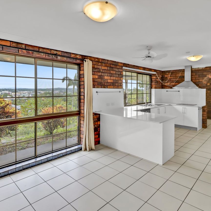 7 Elwyn Court QLD 4127, Springwood - Photo 1