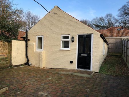 Lynn Road, Downham Market - Photo 4