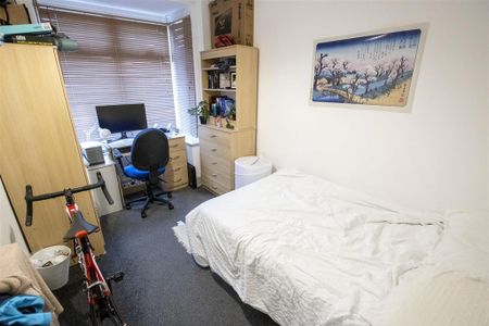 4 bedroom house to rent - Photo 2