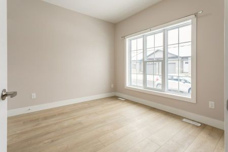 For Lease - 299 Tartan Drive Unit# 1, London East, Ontario - Photo 4