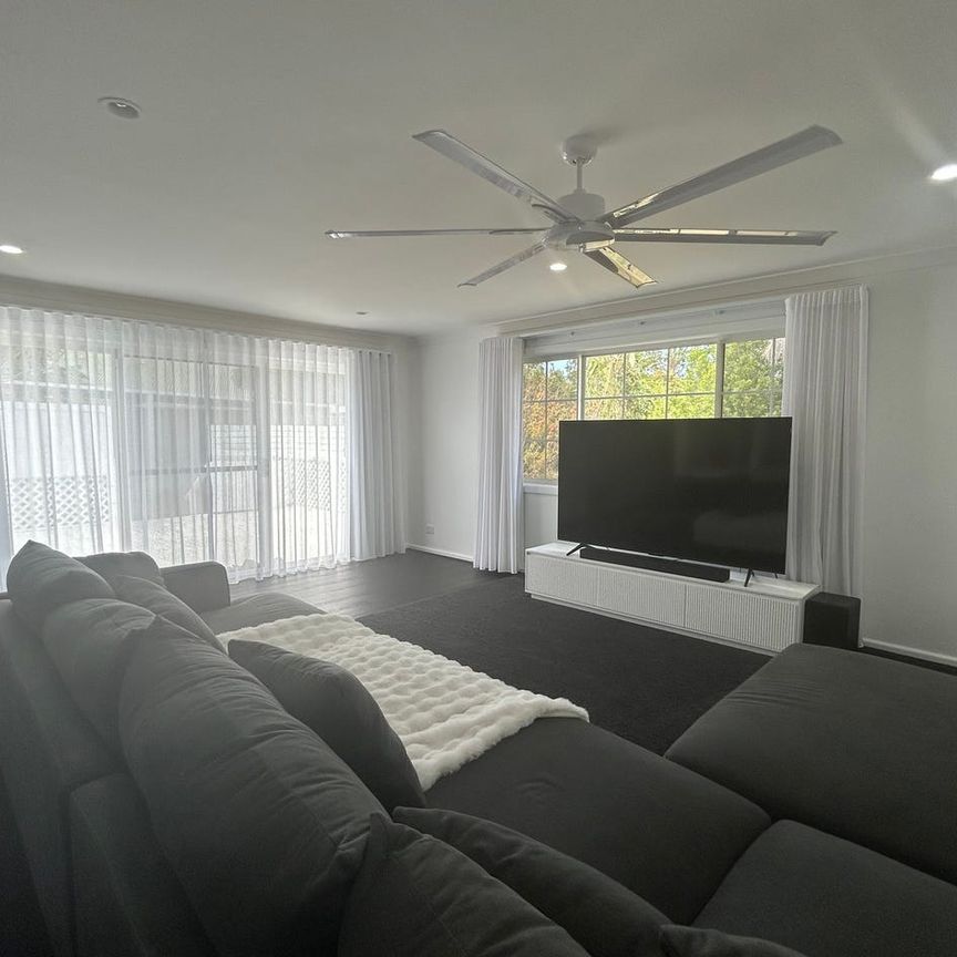 your new, fully renovated home is waiting - Photo 1