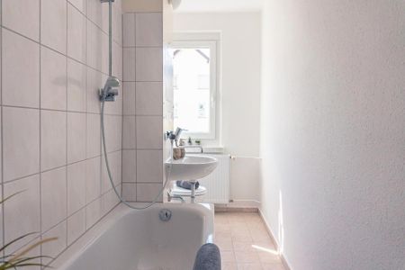 Helle 2-Raum-Wohnung mit Balkon - Photo 3