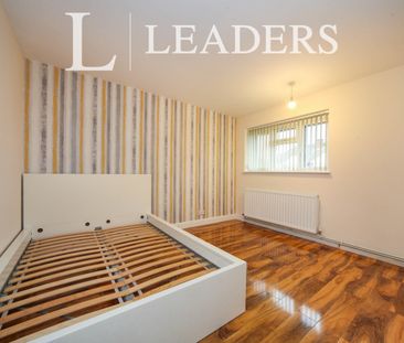 3 bedroom bungalow to rent Ripley Road, Bedfordshire, Luton, LU4 - Photo 1