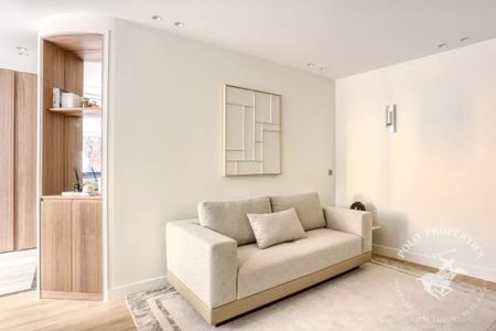 Appartement à louer à Paris 8Ème - Photo 2