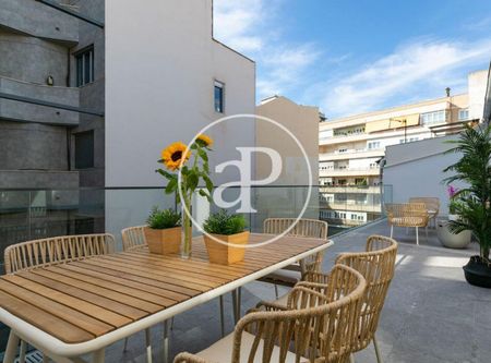 Flat with terrace for rent in Goya (Madrid) - Photo 2