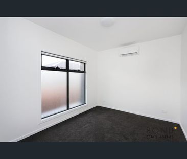 3/50 Buckingham Road, Newtown, Vic 3220 - Photo 1