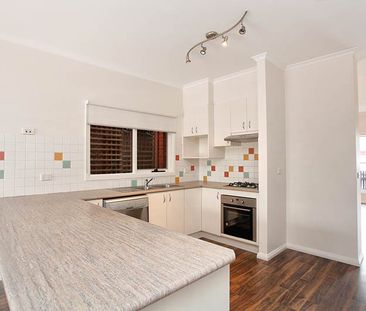 20 Railway Place, Brunswick VIC 3056 - Photo 5