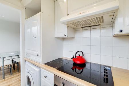 1 bedroom flat to rent - Photo 3