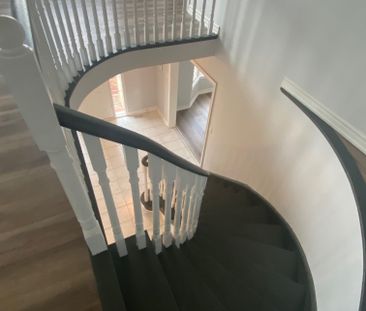 For Lease - 104 Inverhuron Trail, Oakville, Ontario - Photo 5