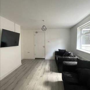 1 bedroom property to rent in Hull - Photo 4