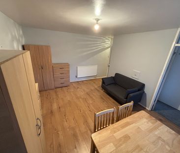 1 Bed Flat, Edgecot Grove, N15 - Photo 1