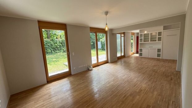 GARTENWOHNUNG: 4-Zimmer in ruhiger Lage mit Eigengarten! - Photo 1