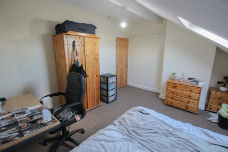 Grimthorpe Terrace, Headingley, LS6 3JS, Leeds - Photo 3