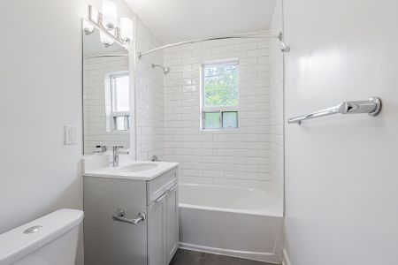 For Lease - 2 Khedive Avenue, Toronto, Ontario - Photo 3