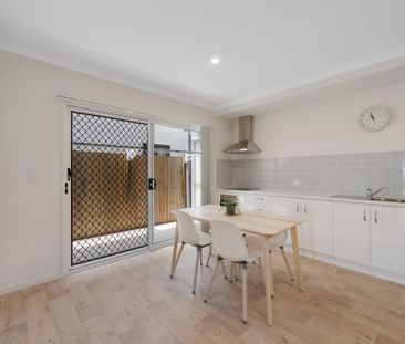67 Eyre Street, Mount Gravatt East QLD 4122 - Studio For Rent | Domain - Photo 6