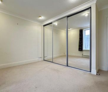 3 bedroom end of terrace house to rent - Photo 6