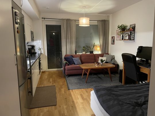 Tisdagsvägen, Farsta - Photo 1