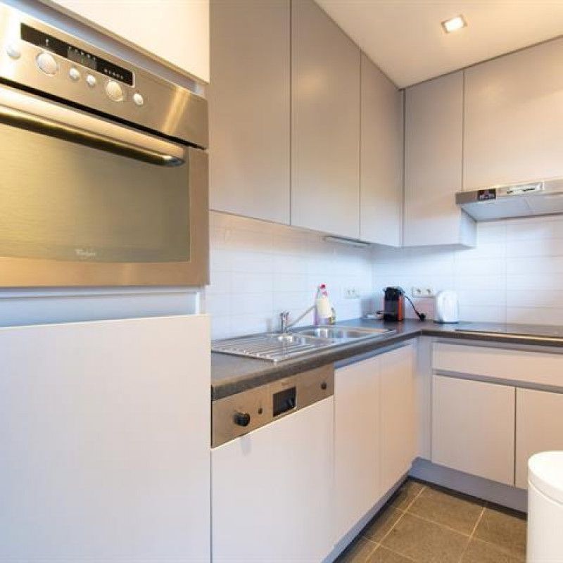 Proche Musée du tram, bel appartement meublé 2 chambres avec terrasse - Photo 1